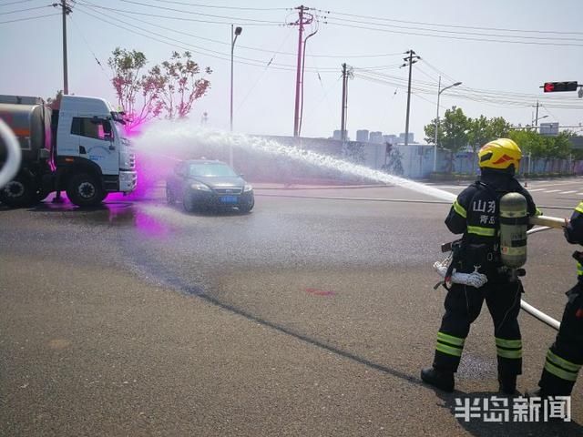  救援|提高应急处置能力和效率 青岛多部门联合开展交通事故应急救援演练