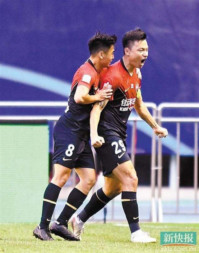 比赛|深足拿下广东德比