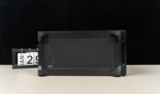  酷冷|设计精致，用料厚道、酷冷至尊NR200(魔方200)迷你机箱 评测