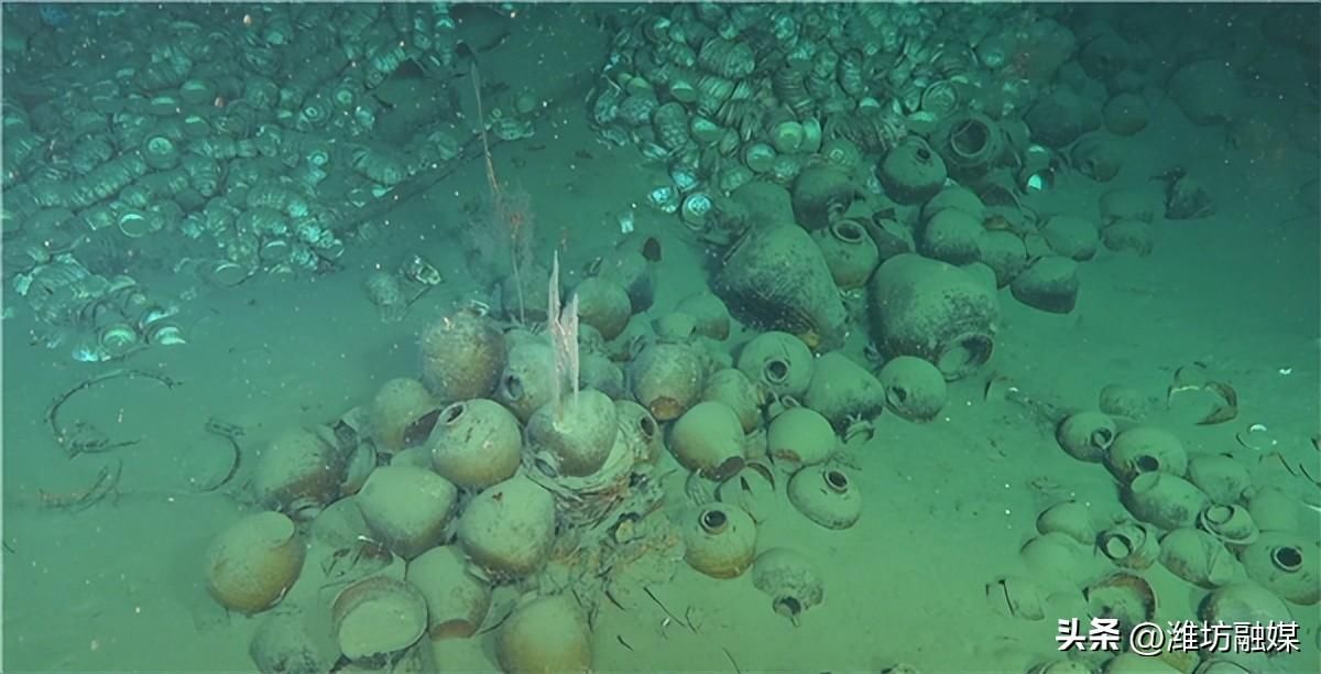 快看！首次在深海发现大型古代沉船