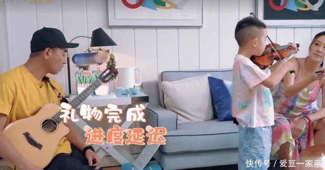 刘璇|4岁儿子不会吐鱼刺,刘璇老公亲手挑,相比之下陈小春对儿子严格