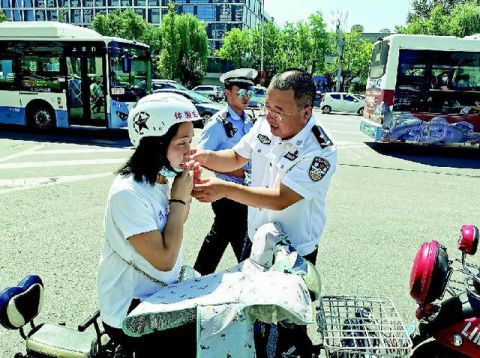 头盔|太原市倡导文明出行风尚：文明始于心 交通践于行