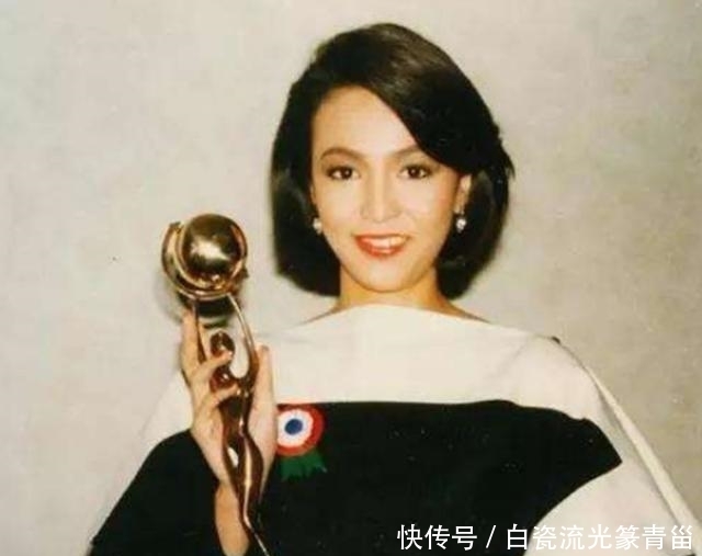 嘲讽|嘲讽周星驰骂哭刘嘉玲的郑裕玲:恋爱10年不同房,63岁老到认不出