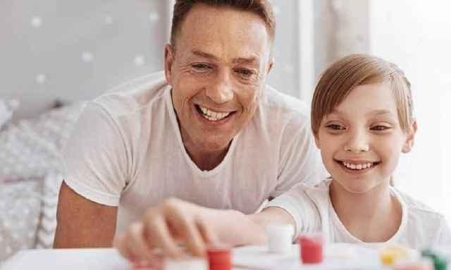  不远千里|十岁女孩好不远千里找网友，父母和孩子之间多沟通