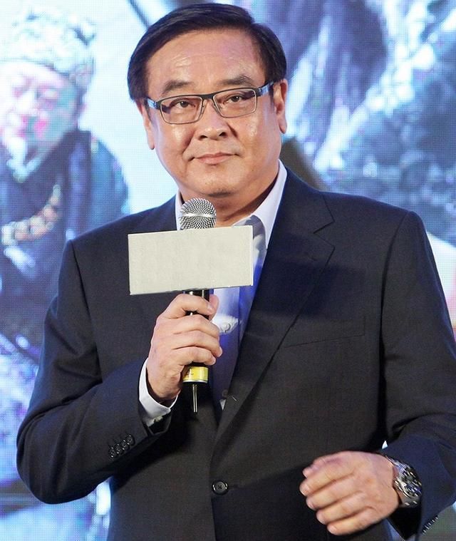  这件|想不到在怼流量明星这件事上，赵薇的段位比尔冬升的还高