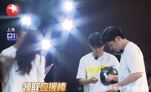  表情|《极限挑战》游戏有多低能？SNH48跳舞，王迅的表情超讽刺