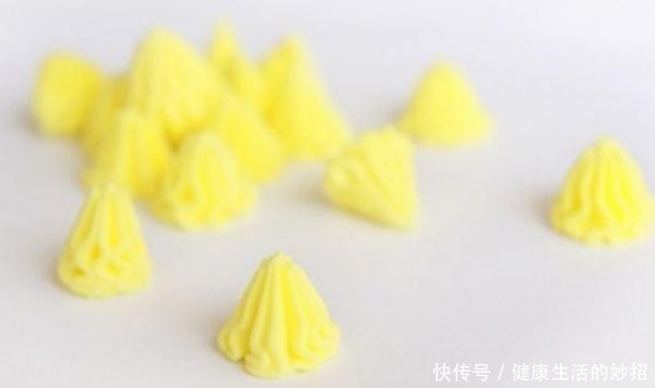 宝塔糖|上世纪的五种零食,卫龙辣条上榜,全吃过的人估计都成大叔了