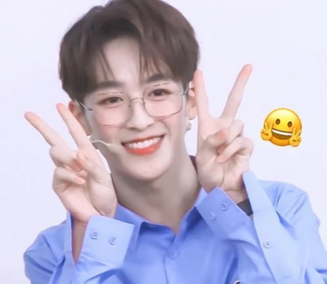  R1SE|硬糖少女粉丝一边喊着糊，一边又喊着“壶”，R1SE不累壶妹也累了