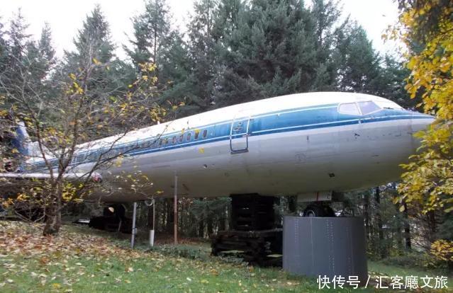  改成|69岁老人逃离城市，将报废飞机爆改成三室一厅山景房！