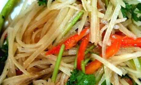  味道|吃腻了大鱼大肉，做上一道凉拌菜，味道独特，还能减脂瘦腿