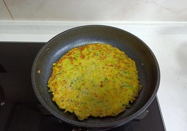  清香|一家子的极简早餐走红，清香软嫩却营养齐全，网友：一片冷淡风