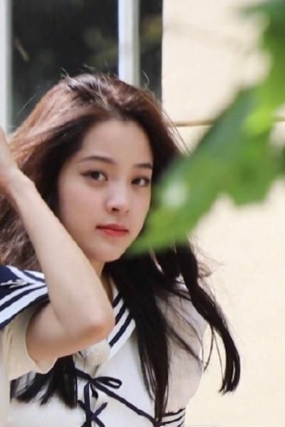  变化|同样是穿水手服，当Baby欧阳娜娜同框时，气场变化很明显