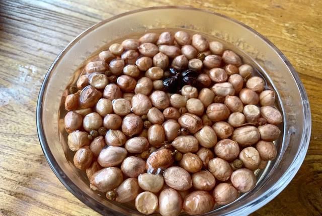  不水|老公下酒菜就爱花生米，不油炸不水煮，几分钟出锅，嘎嘣脆