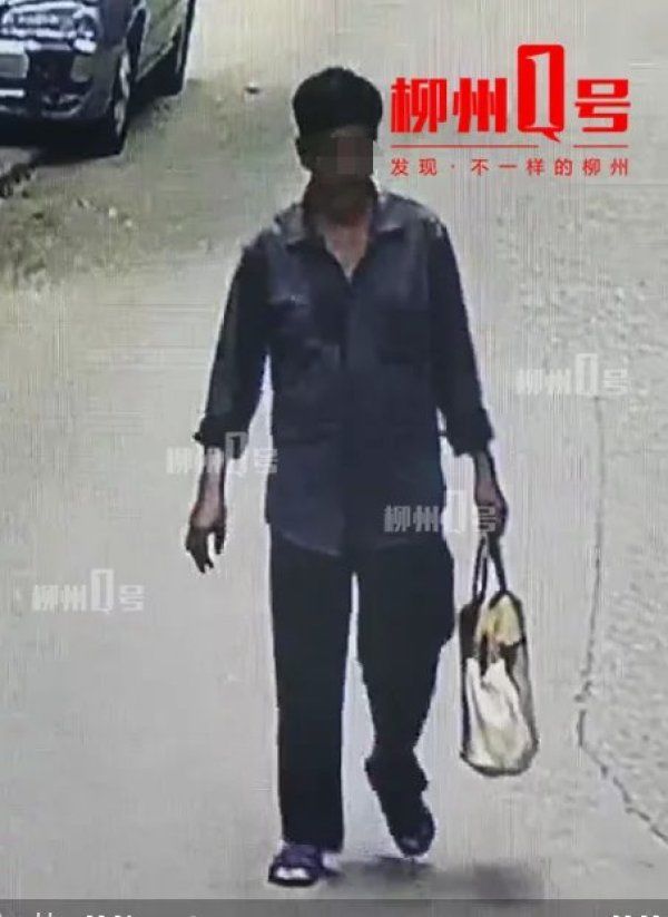  同伙|柳州街头有“拎包男”出没做这事，遇到他和同伙快报警