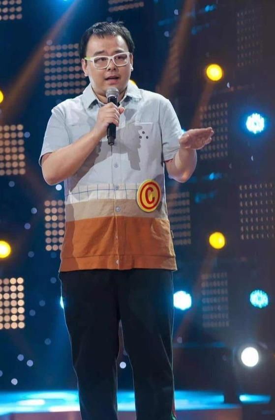  岁月|黑芝麻糊广告舔碗小男孩,长大模样惊人,网友遗憾:岁月是把杀猪刀