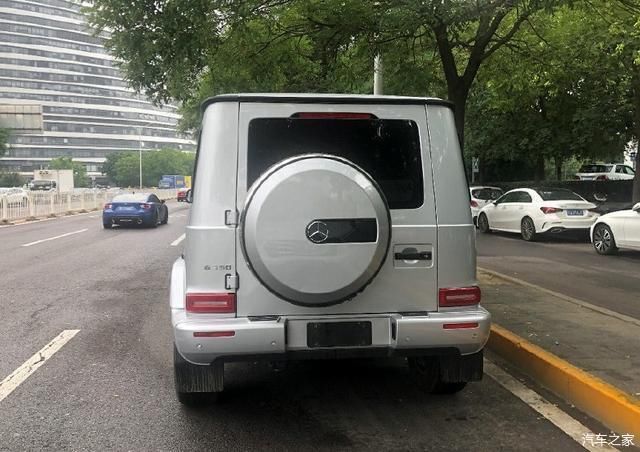  照曝光|奔驰G350无伪装谍照曝光 搭载2.0T发动机 或9月上市