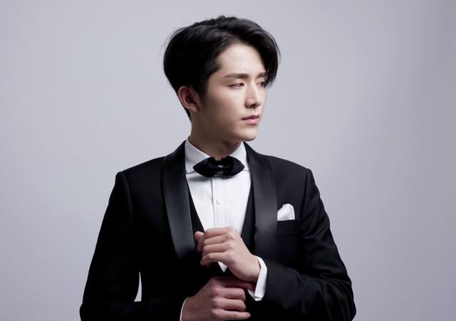  曝接|《完美的夏天》还未播，吴宣仪被曝接偶像剧，男主颜值演技双在线