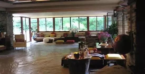 悲剧|设计再牛,也会翻车!扎哈、赖特、柯布西耶的“悲剧”