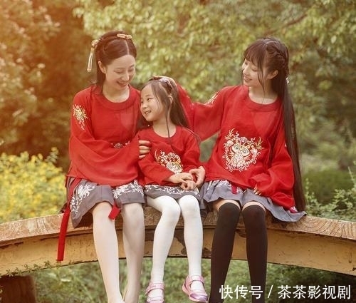 仙子|都说邱淑贞女儿颜值高,看到朱茵女儿,网友:心动了,小紫霞仙子