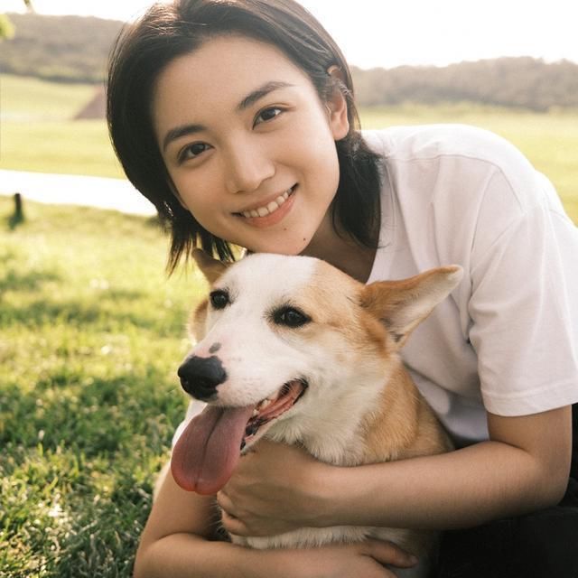  火线|《穿越火线》口碑下跌，剧本人设齐乱套，强捧楚歌是最大败笔？