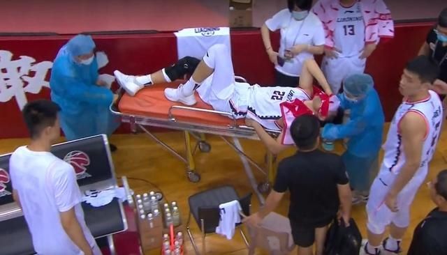  赛季报销|辽篮老国手重伤原因曝光，否认退役，21岁潜力新人或上位