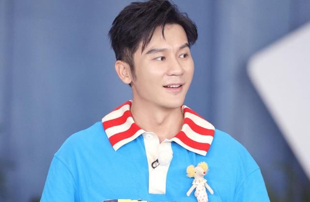  合照|《奔跑吧》第八季杀青，李晨郑恺蔡徐坤等合照