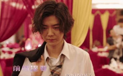  豆瓣|新剧豆瓣7.9网播量平平！演技“穿越火线”的鹿晗到底翻身了没？