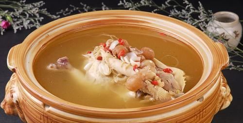 脾胃虚弱|“一两鸡内金一两金”，鸡最营养的部位，很多人当垃圾扔掉，浪费