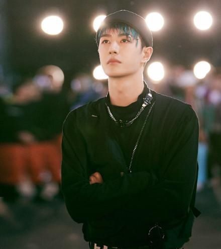  王一博|这就是街舞3：王一博叫停抄袭选手，因此大量圈粉，成夺冠热门