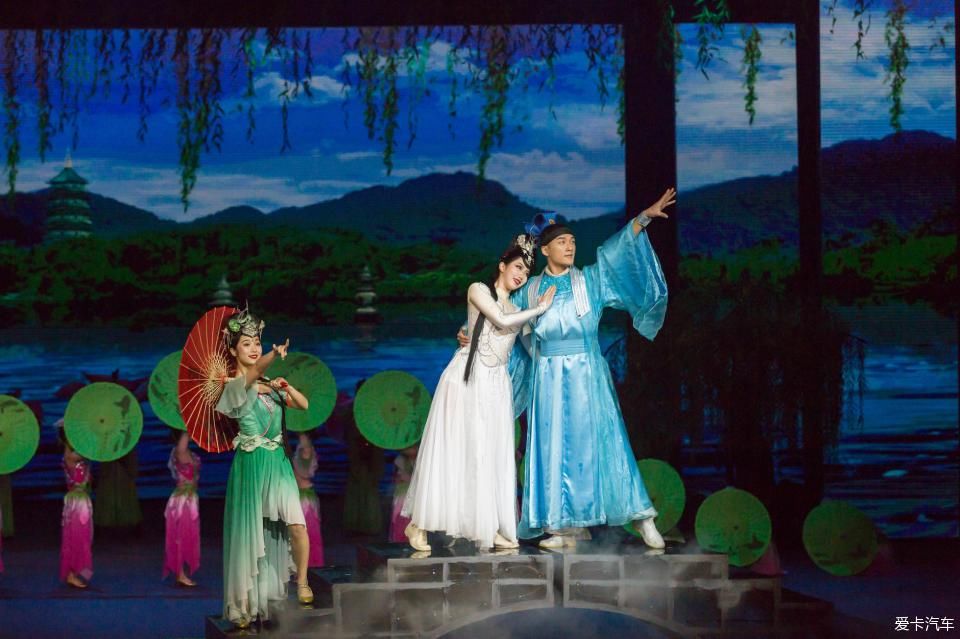  主题酒店|杭州有很多美景与动人的故事，宋城千古情的表演也非常震撼