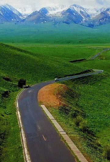 自驾|憋疯了!15条醉美新疆自驾线,正适合七八月挑一条出发!