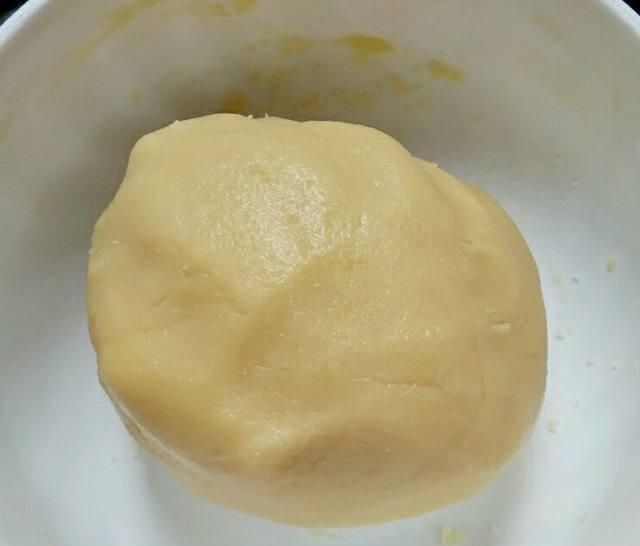 油酥|千层酥饼的做法,层层酥脆,香甜可口,都流口水了