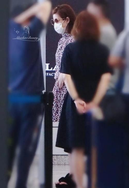  乘风破浪|《乘风破浪的姐姐》里，行头最奢华的是她