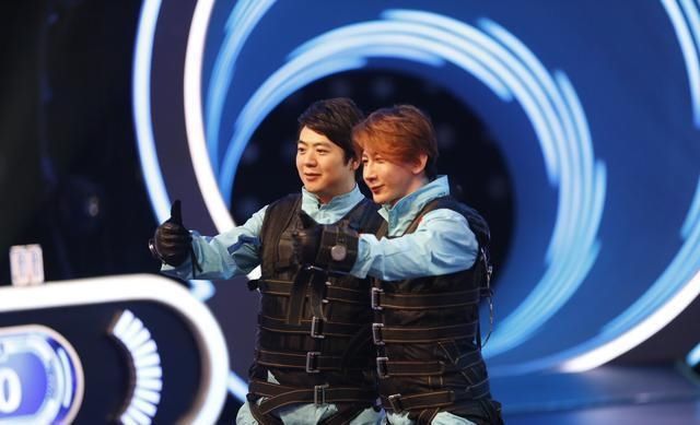  消失|刘谦“换壶魔术”风波后，逐渐消失在公众的视线中，原因令人叹息