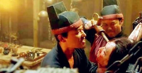  大官|这个人专门乔装成大官行骗，结果，所到之处贪污钱财数不胜数