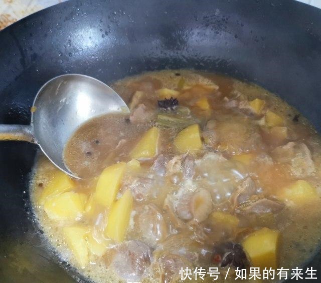 土豆|鸡胗炖土豆,太下饭了,好吃到汤都不剩