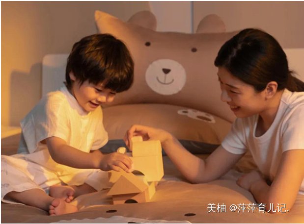 交流的孩子|睡前常对孩子做这3件“小事”，促进大脑发育，娃一天比一天聪明
