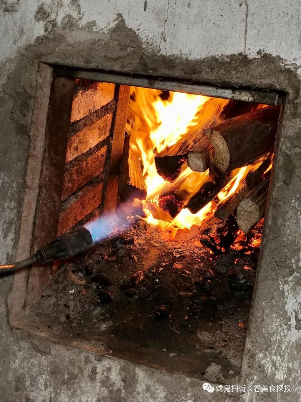 先前|八里堡已不是先前的八里堡。这家的肉太香了！话说，吃过酸菜篓子吗？！