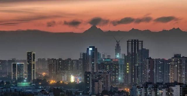 成都|如何拍到最漂亮的幺妹峰?成都市区全域观山点位曝光