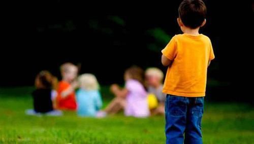 孩子|不是动手才叫霸凌，多形式的校园暴力，同样能摧毁一个孩子的未来