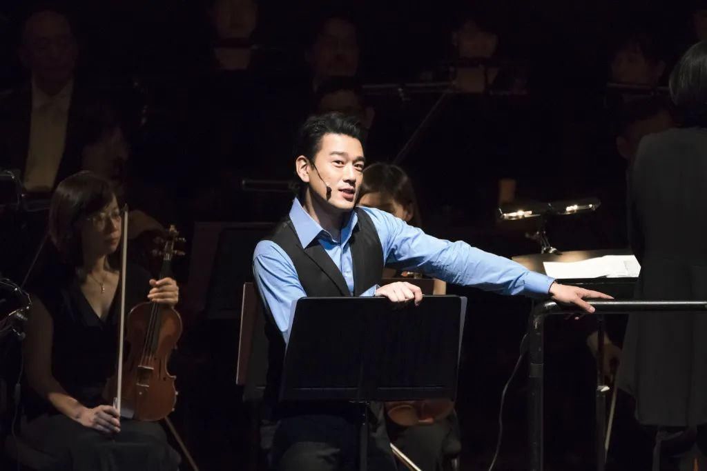  分饰两角|见过一人分饰两角的，但你见过一人分饰22角的吗？