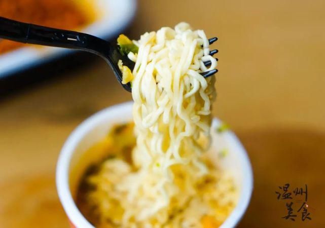 泡面|温州便利店的这些新奇泡面,我们测评后发现ZUI好吃的竟然是……