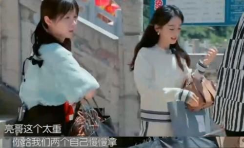  满满|赵丽颖中餐厅首秀惊喜满满，干活管钱样样行，有一点却被粉丝狂吐槽