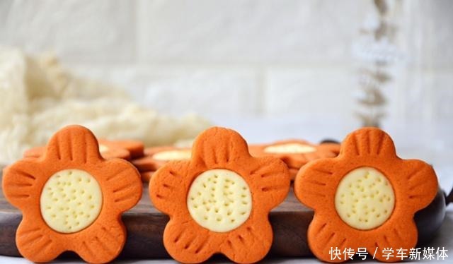 够吃|这个点心香酥可口,我家每周做二次才够吃,两孩子特喜欢