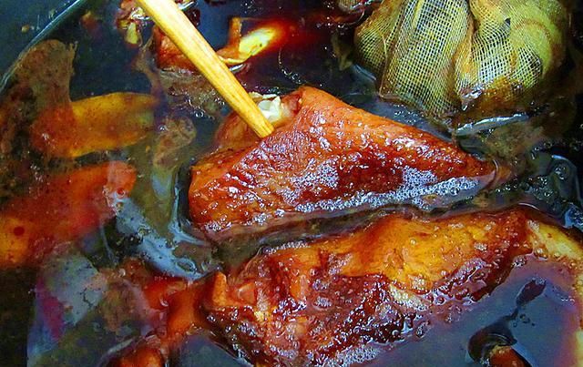 猪蹄|猪蹄之后,又一道中国菜席卷国外,老外大呼:太香了