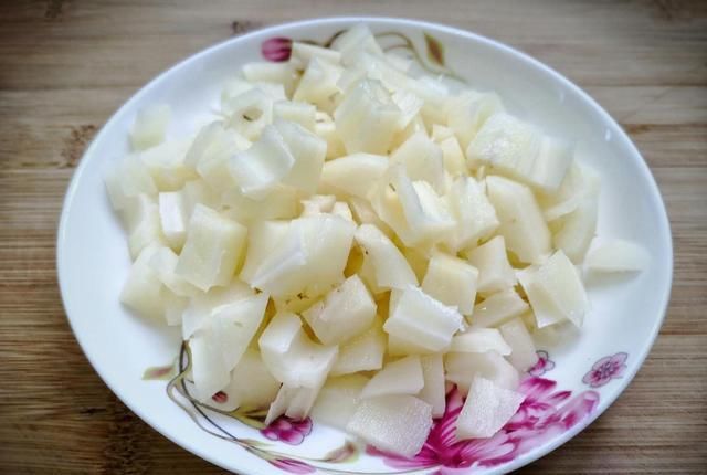  莲藕|秋天，常吃这碱性食材，和鸡肉是绝配，脆爽入味，孩子爱吃胃口好