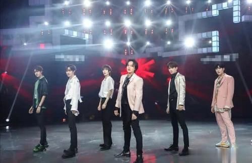  王牌|尹正会的真多，一会说相声一会秀舞技，把这个王牌节目变成个人秀