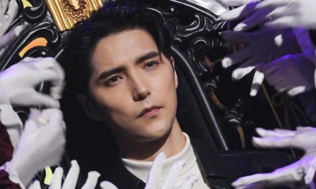  满满|阿云嘎《天天向上》新歌首唱！发布《不朽的》创作大赛，响应满满