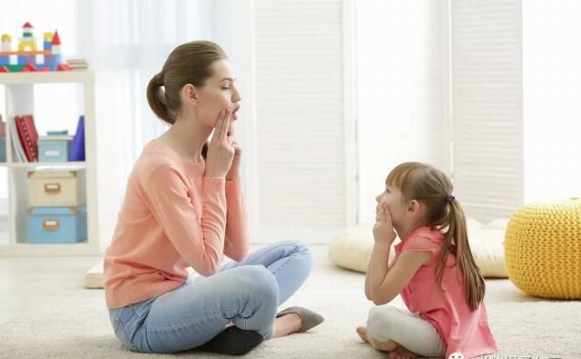 米粒妈|别信贵人语迟，宝宝语言发展黄金期，这样做最有效！