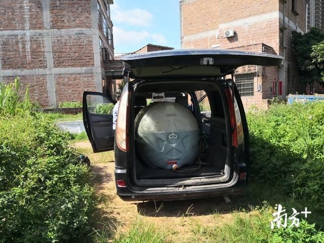 盗销燃油犯罪警情|一盗销货车柴油犯罪团伙被云浮公安一锅端!49名犯罪嫌疑人被抓